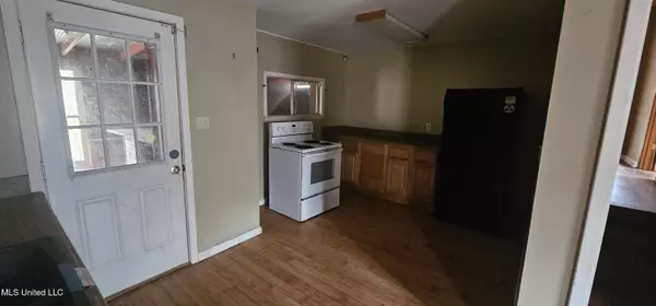 Sardis, MS 38666,45 S Forrest Drive