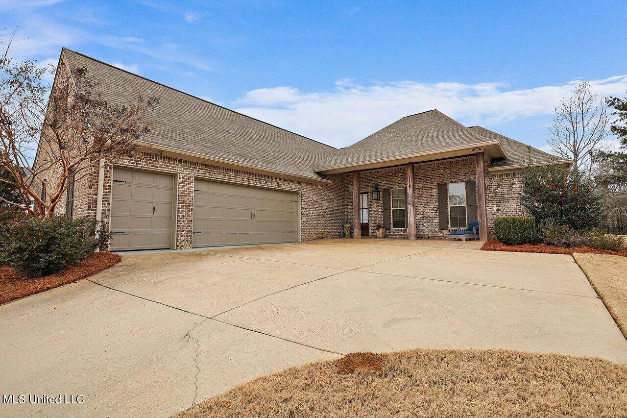 145 Greenway Lane, Madison, MS 39110