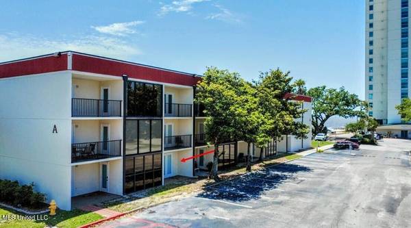 2046 Beach Boulevard #121, Biloxi, MS 39531