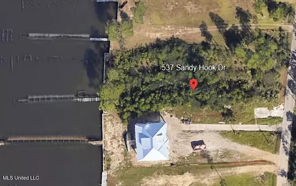 537 Sandy Hook Drive, Pass Christian, MS 39571