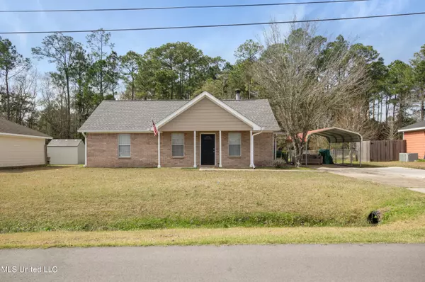 10513 Maple Street, Vancleave, MS 39565