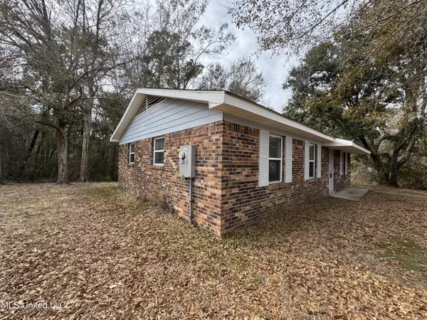 Ocean Springs, MS 39564,234 Hunter Drive