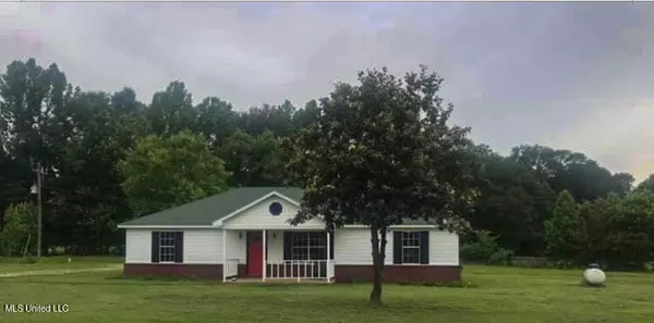 3850 Lance Road, Byhalia, MS 38611