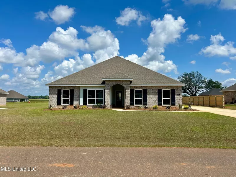 131 Firefly Drive, Lucedale, MS 39452