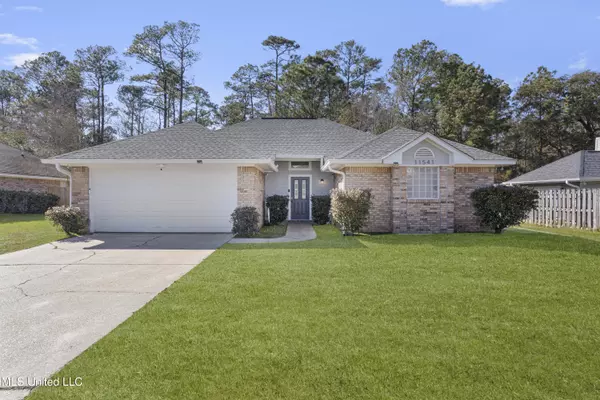 11541 Bayou Place,  Ocean Springs,  MS 39564