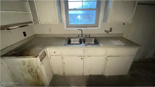 Itta Bena, MS 38941,704 Cleveland Street