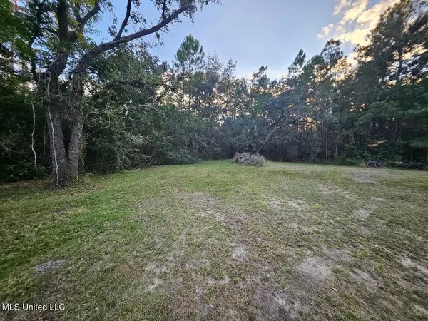 Waveland, MS 39576,10055 Kiln Waveland Cutoff Road