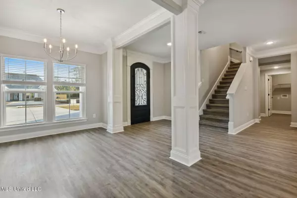 Ocean Springs, MS 39564,8029 Berwick Court #1004