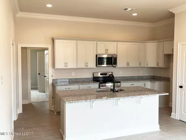 Ocean Springs, MS 39564,7261 Pencarrow Circle