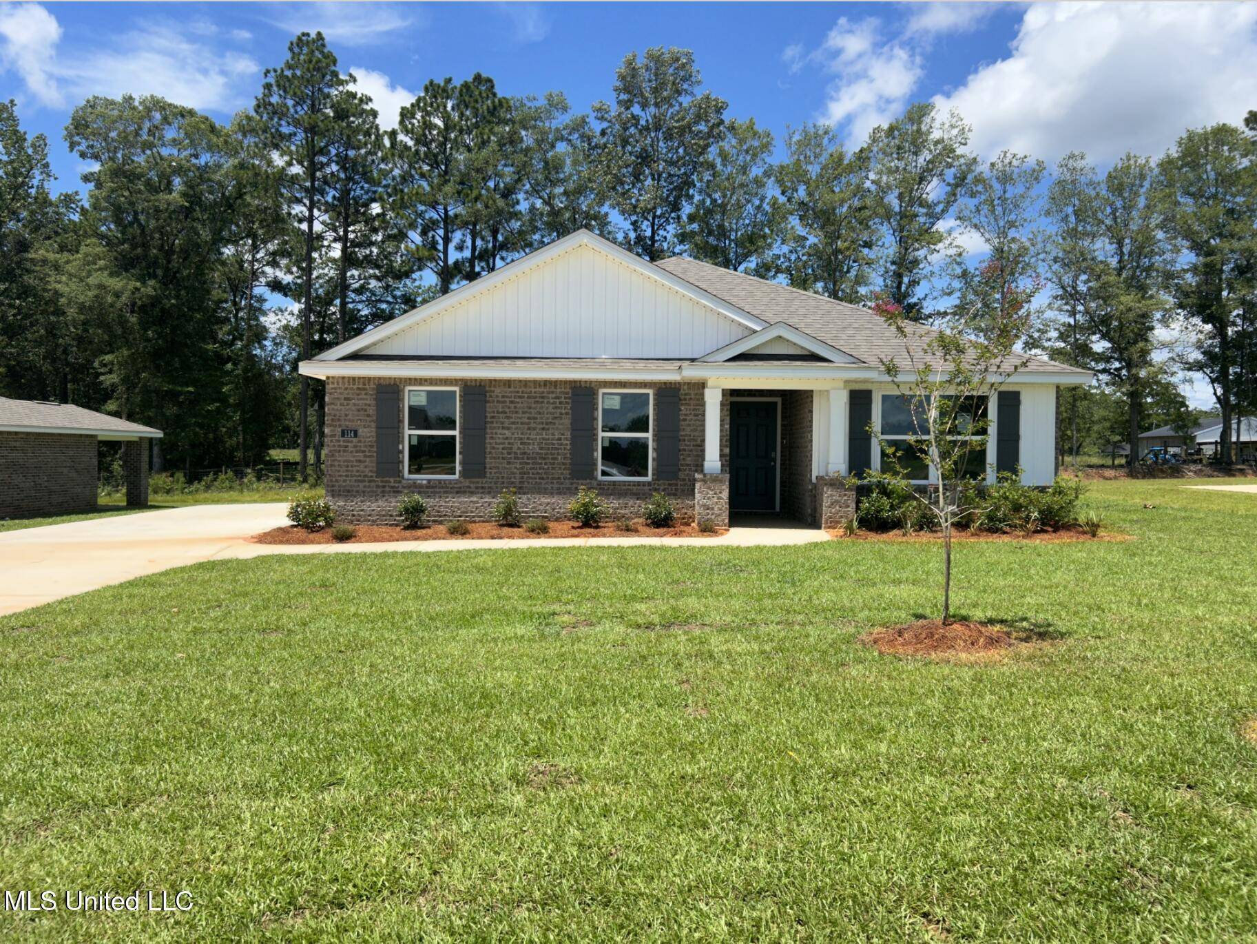 18 Monarch Drive, Lucedale, MS 39452