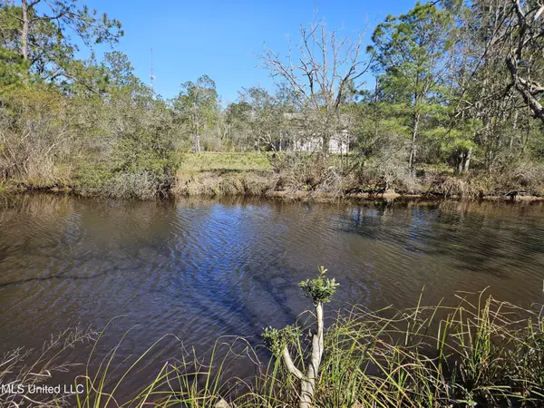 2325 Zimple Street, Bay Saint Louis, MS 39520