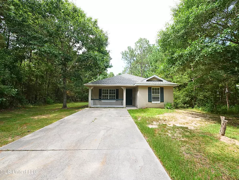 6234 W Lamar Street, Bay Saint Louis, MS 39520