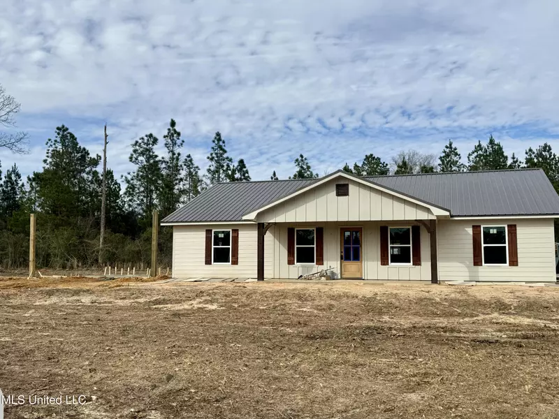 240 Matthew Johnson Road, Wiggins, MS 39577