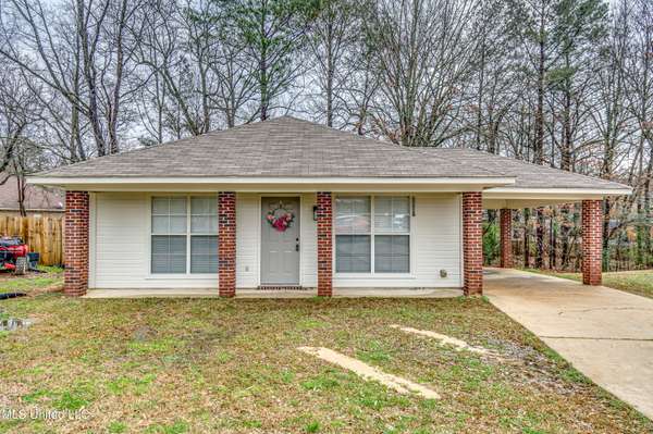 1807 Cape Cove, Richland, MS 39218