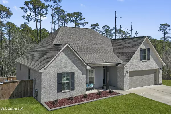Ocean Springs, MS 39564,6924 Osprey Drive