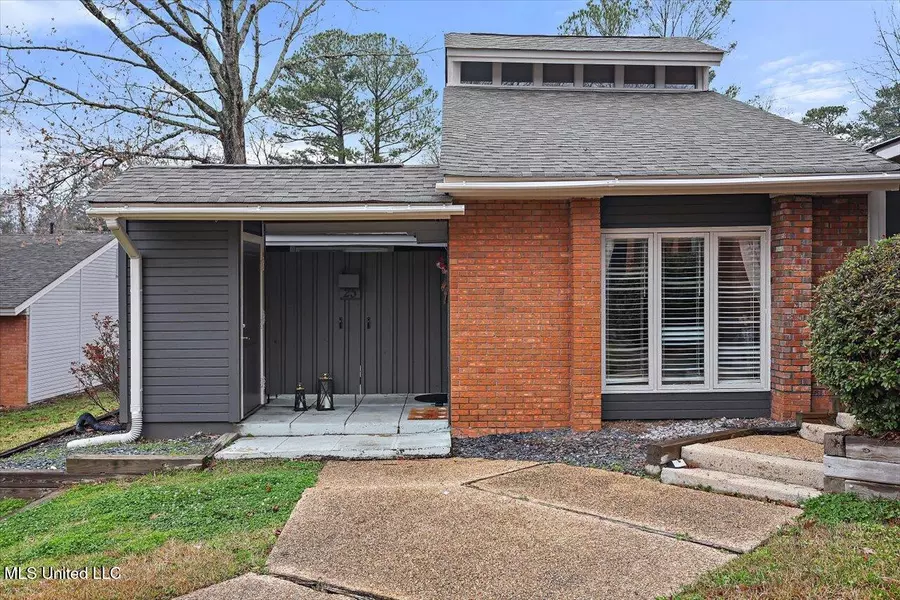 200 Woodgreen Dr #25, Madison, MS 39110