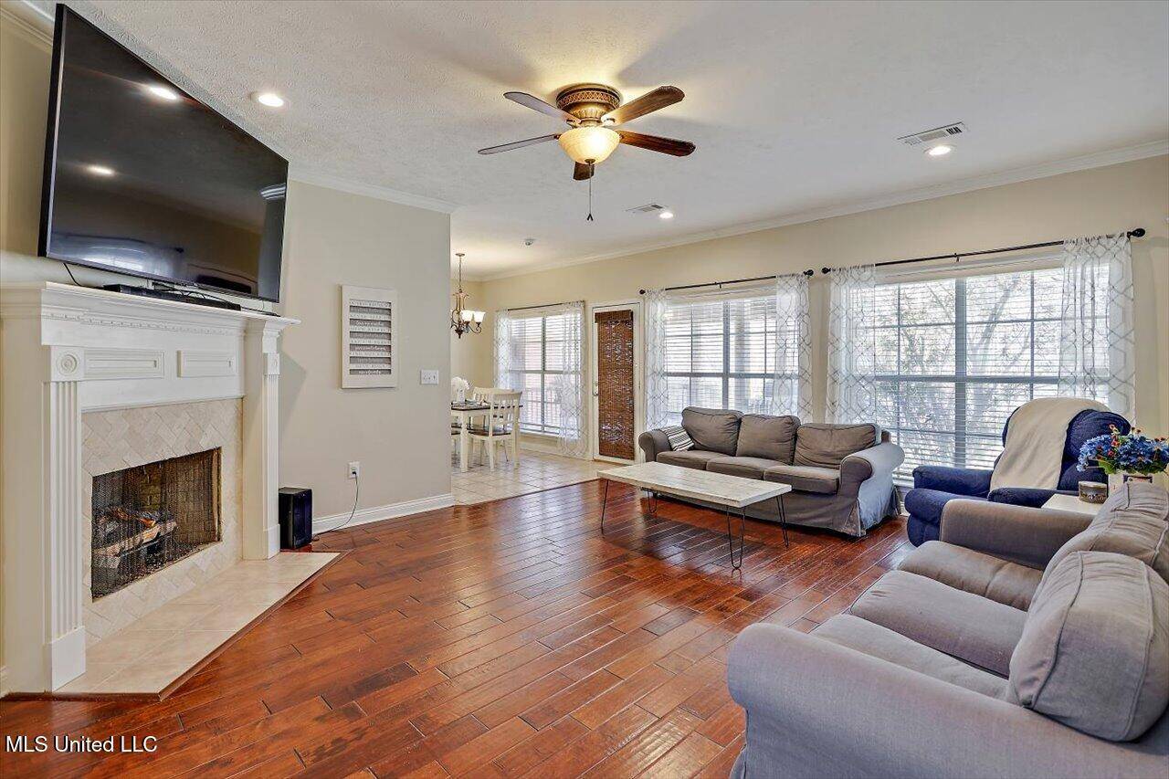 Brandon, MS 39047,261 Azalea Court