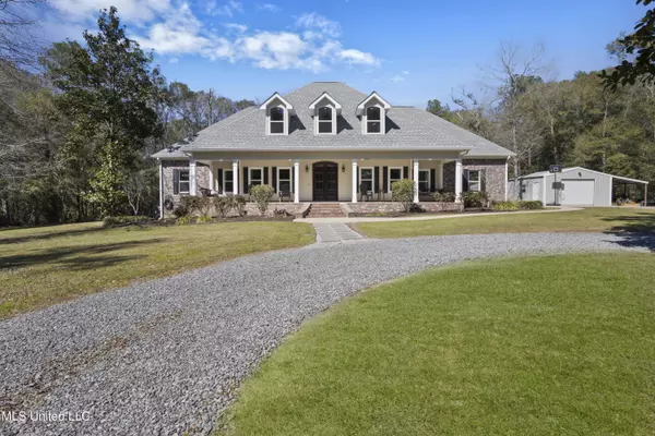 18236 Old River Road, Vancleave, MS 39565