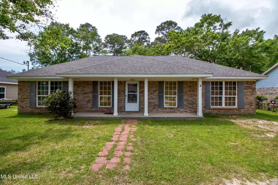 3505 N 10th Street, Ocean Springs, MS 39564
