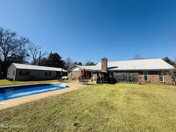 Durant, MS 39063,8474 Castalian Springs Road