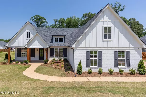 Southaven, MS 38672,2286 Grand Oak Lane