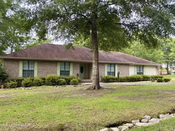 Carriere, MS 39426,41 Covered Bridge Road