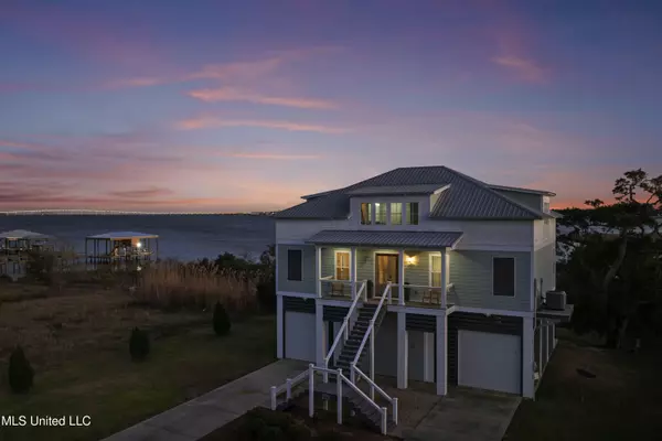 Biloxi, MS 39532,15821 Rue Dauphine Circle