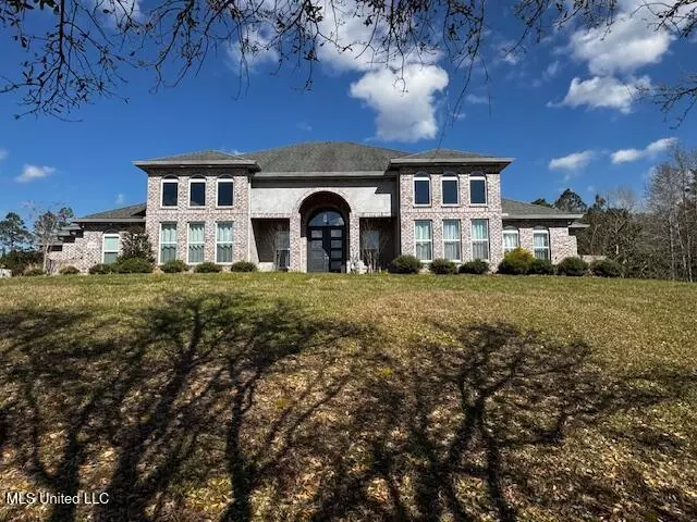 8288 Ridgewood Road, Kiln, MS 39556