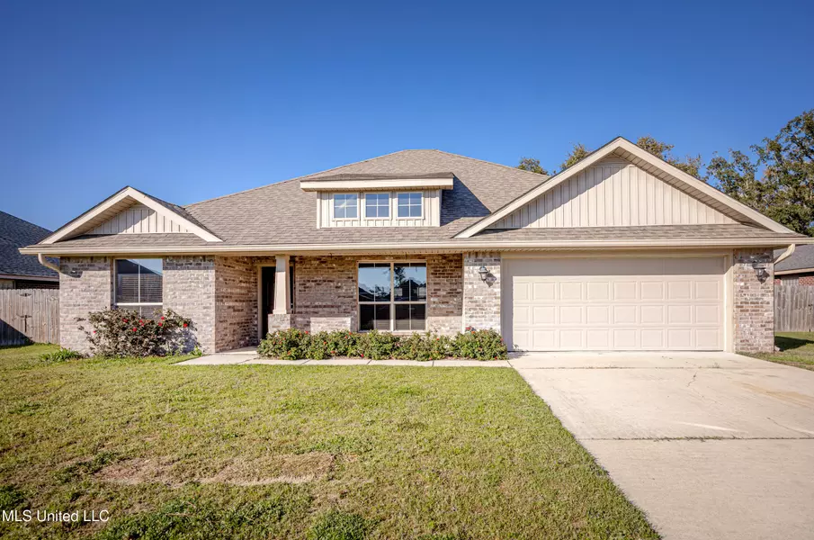 137 Oystercatcher Cove, Ocean Springs, MS 39564