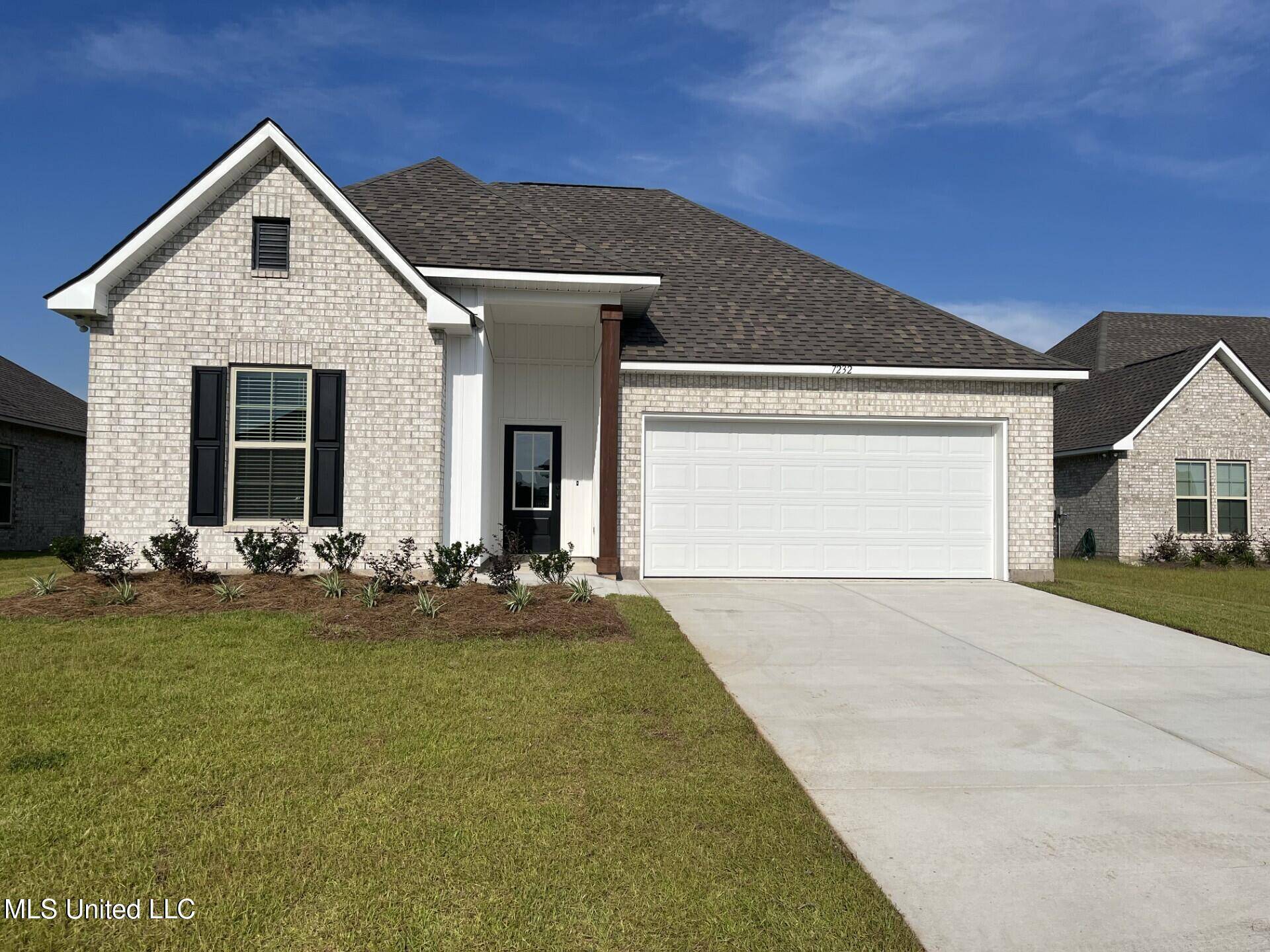 7232 Pencarrow Circle, Ocean Springs, MS 39564