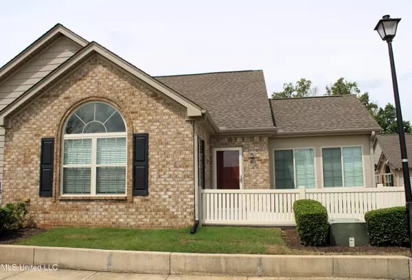 Olive Branch, MS 38654,8651 Parkview Oaks Circle