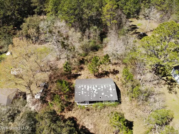 Kiln, MS 39556,16185 Magnolia Street