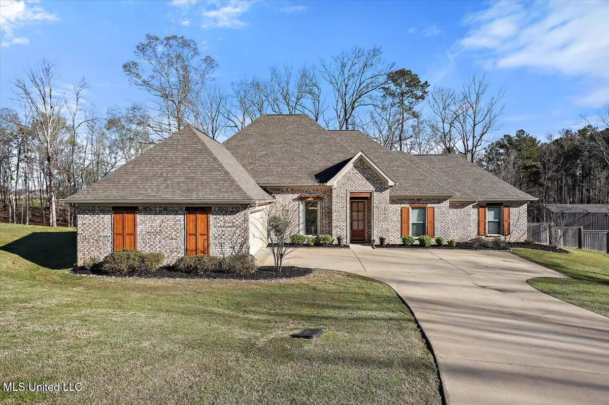 Pearl, MS 39208,592 Asbury Ln Drive