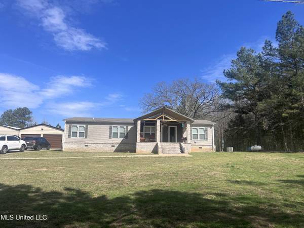 767 Mt Olive Road, Byhalia, MS 38611