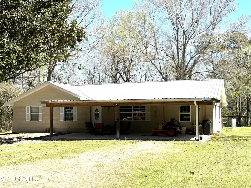 604 Spring Hill Road, Poplarville, MS 39470