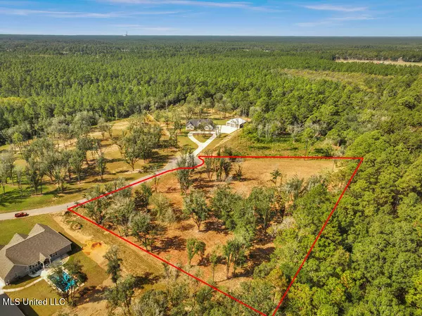 Moss Point, MS 39562,7805 Songbird Lane