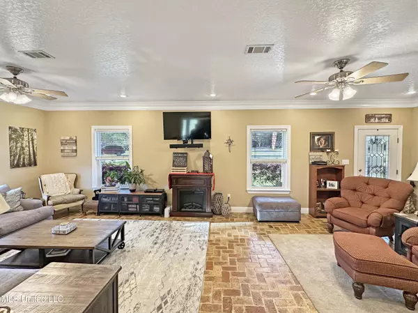 Vancleave, MS 39565,8507 Richwood Drive