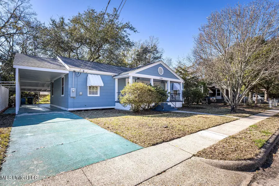 2110 Convent Avenue, Pascagoula, MS 39567