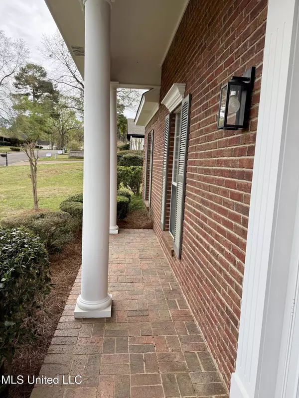 Ridgeland, MS 39157,117 Ridgecrest Drive