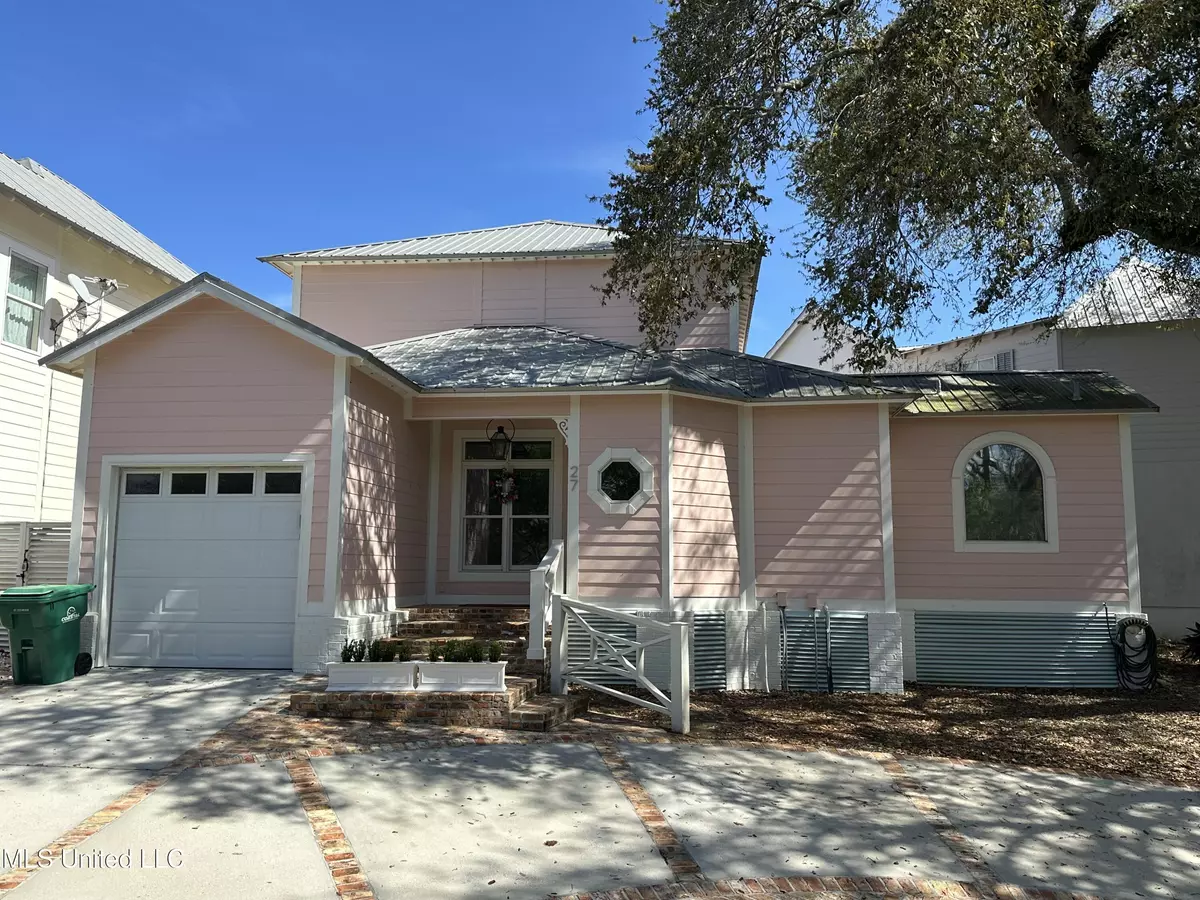 Bay Saint Louis, MS 39520,27 Chapel Hill Road