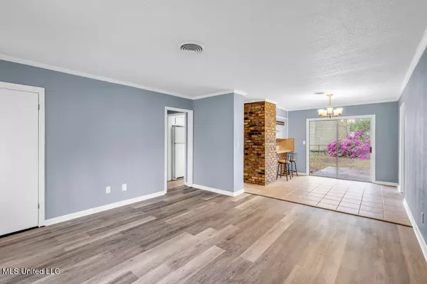 Ocean Springs, MS 39564,2501 Havard Road