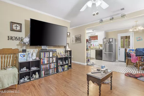 Gautier, MS 39553,3108 Bemis Avenue