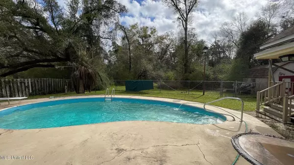 Long Beach, MS 39560,520 Mockingbird Drive