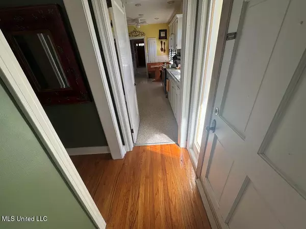 Poplarville, MS 39470,315 N Jackson Street