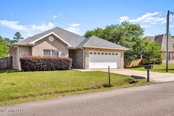 Diamondhead, MS 39525,10840 Ala Moana Street