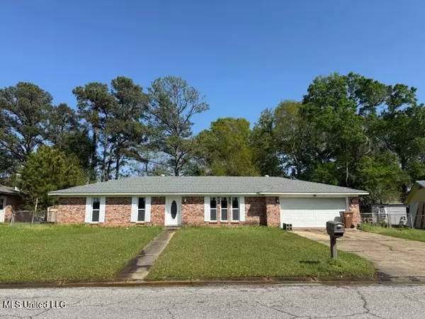 D'iberville, MS 39540,352 Annette Lane