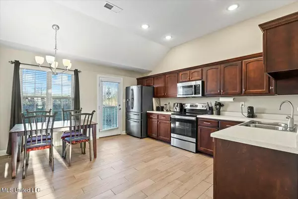 Walls, MS 38680,7852 Purifoy Drive