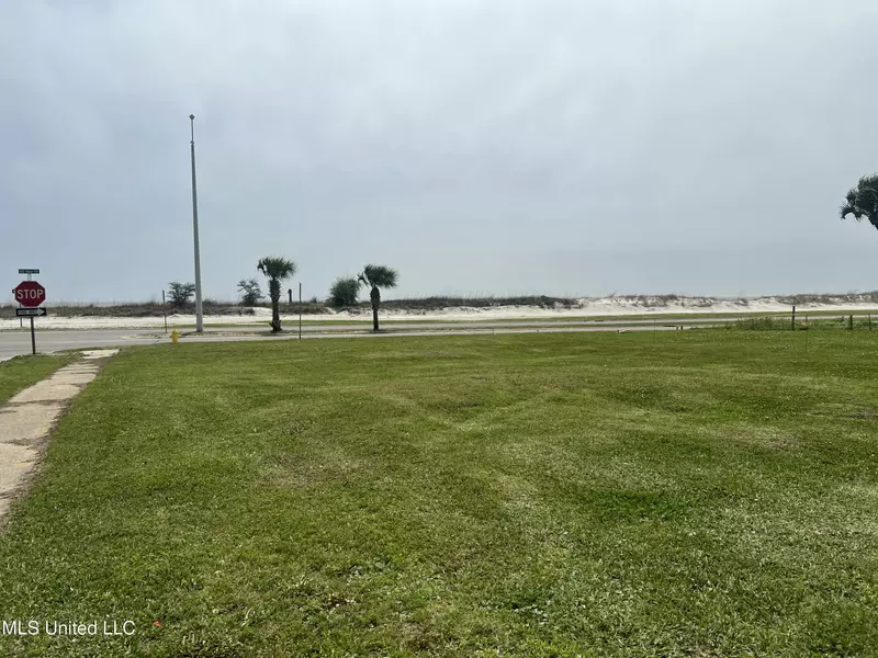 1602 Beach Boulevard, Biloxi, MS 39531