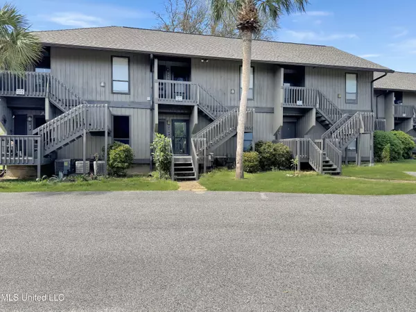 138 Lanai #K, Diamondhead, MS 39525