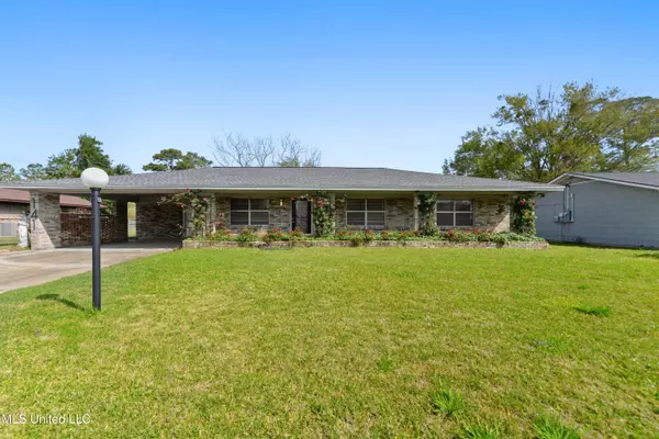 Gulfport, MS 39503,141 Gary Street
